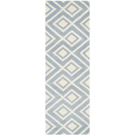 SAFAVIEH 2 ft.-3 in. x 7 ft. Chatham Hand Tufted Runner RugBlue & Ivory CHT742B-27